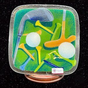 Vintage Peggy Karr Fused Glass Golfing Theme Plate 8”D W Label Signed Glass